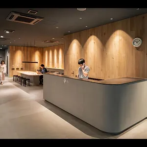 ** 캡슐호텔 캡슐 플러스 사우나 앤 캡슐 일본